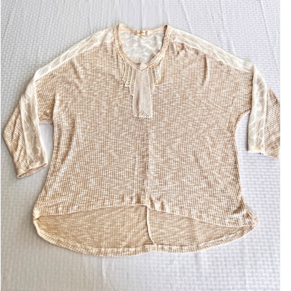 Altar'd State Boho Crochet Lace Oversized Top Tan Cream Large B10384